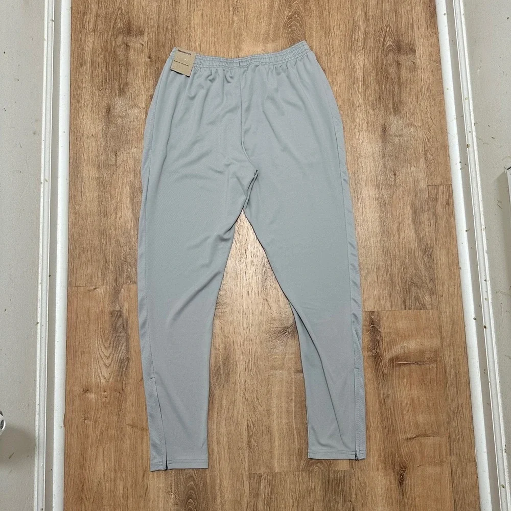NIKE | NWT Women's Dri-FIT Grey Standard Fit Athletic Tapered‎ Jogger Pants, S
